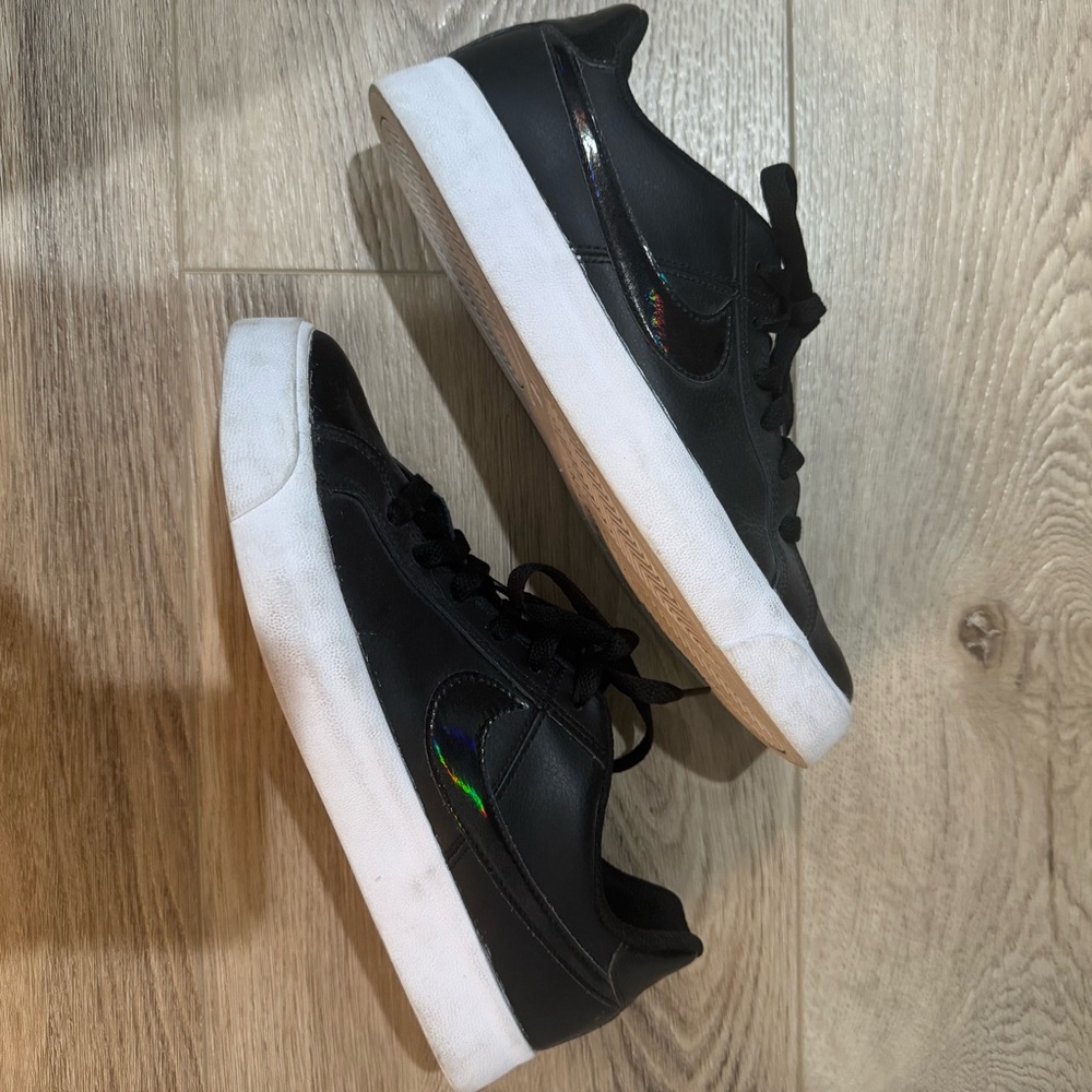 Nike Women’s Court in Black